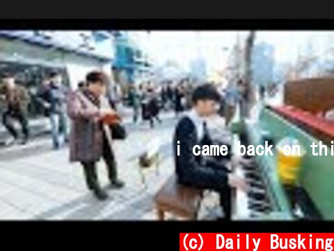 이 남학생의 놀라운 피아노 속주 ㅎㄷㄷ (김광연 - 플라워댄스)  (c) Daily Busking